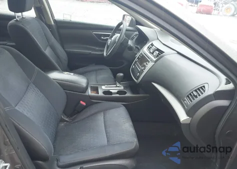 2016 Nissan Altima 2.5/2.5 S/2.5 Sl/2.5 Sr/2.5 Sv из США, поврежденный, VIN 1N4AL3AP6GC153487